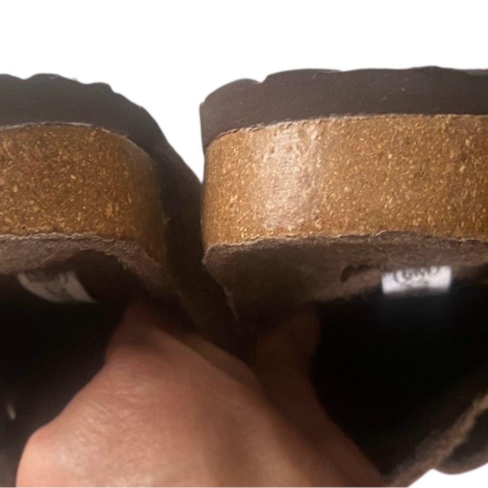 Cushionaire Brown Wool Clogs with Buckle - Picture 4 of 5
